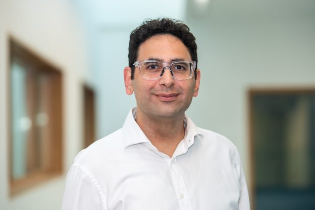 Dr Hashir Aazh United Kingdom
